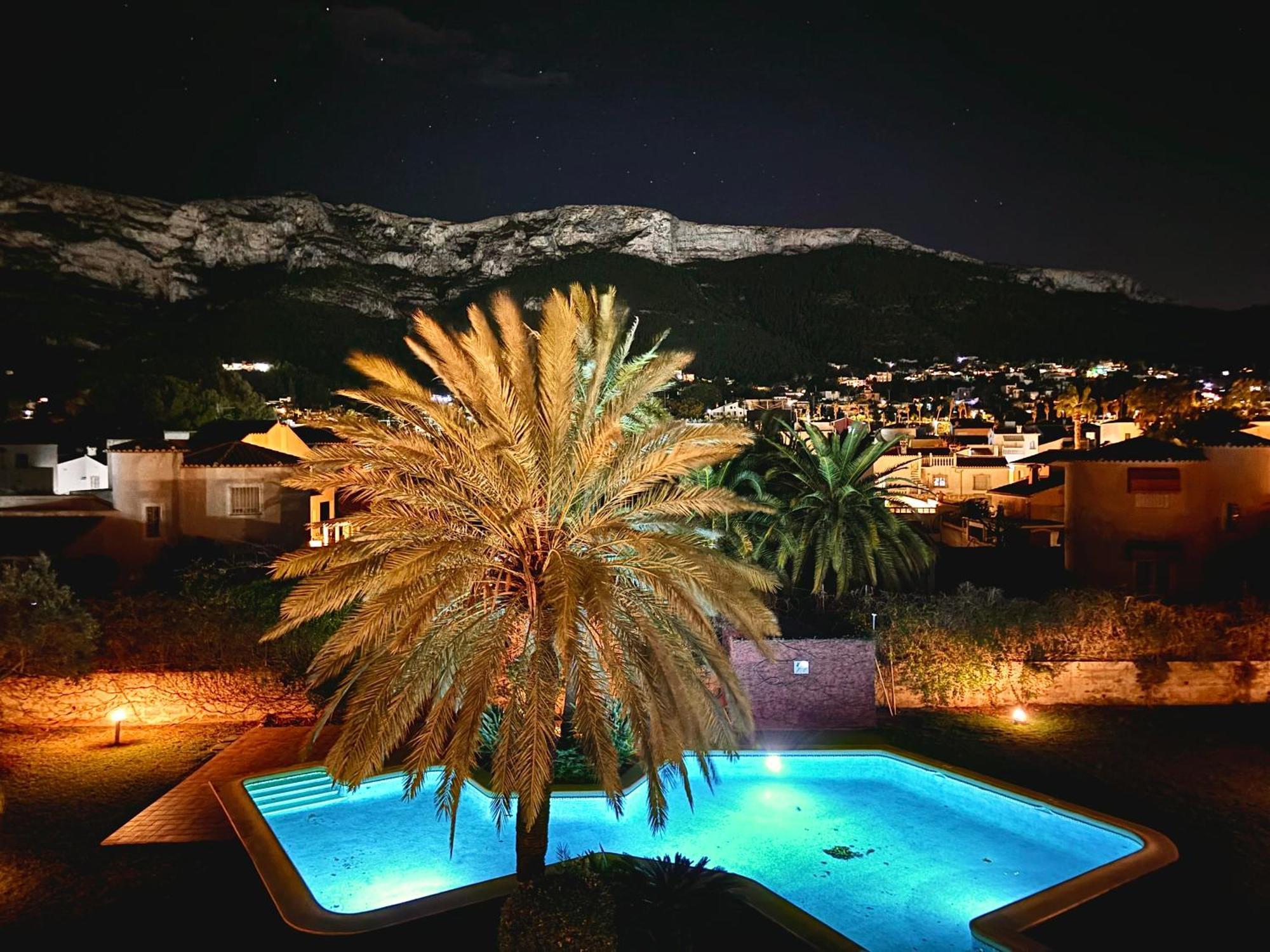 Hoteltype Penthouse 2 Beds, Parking, Wifi & Pool Stunning Views Dénia Extérieur photo